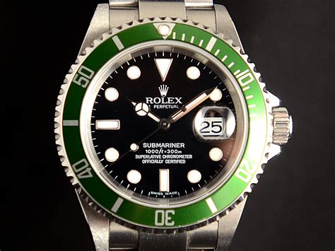 rolex ghiera verde prezzo usato|rolex submariner verde.